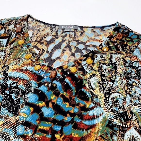 Roz & Ali Vibrant Beaded V-neck Bell Sleeve Blouse (MP) - Picture 5 of 10